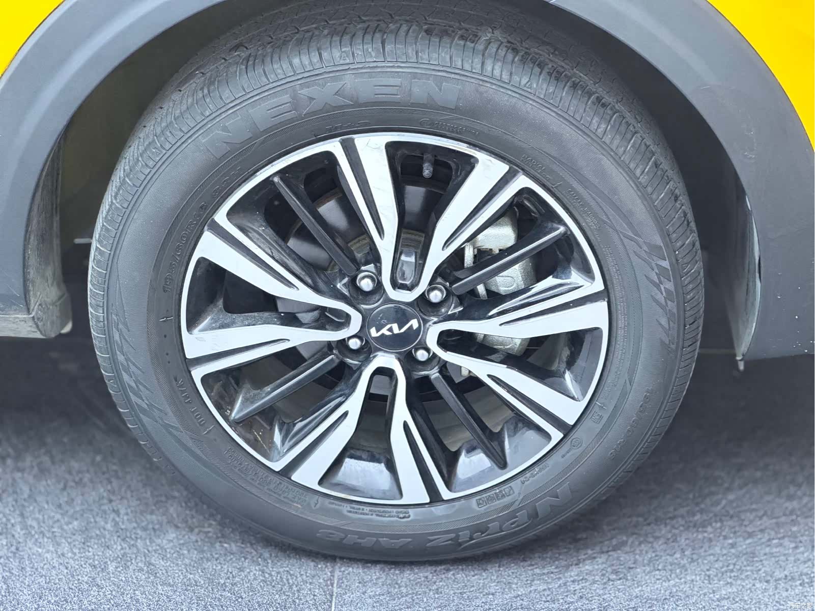 Kia KX1, 2023 14