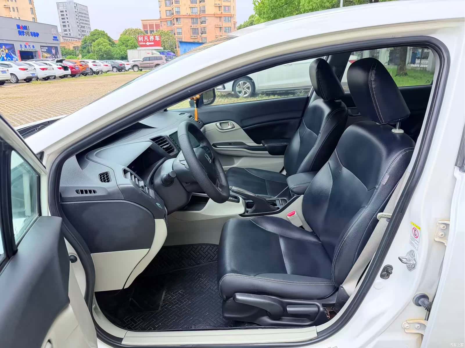 Honda Civic, 2015 4