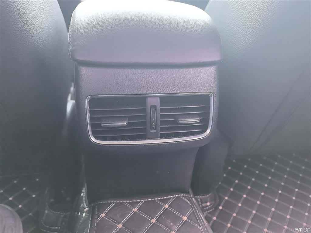 Mazda Atenza, 2017 14