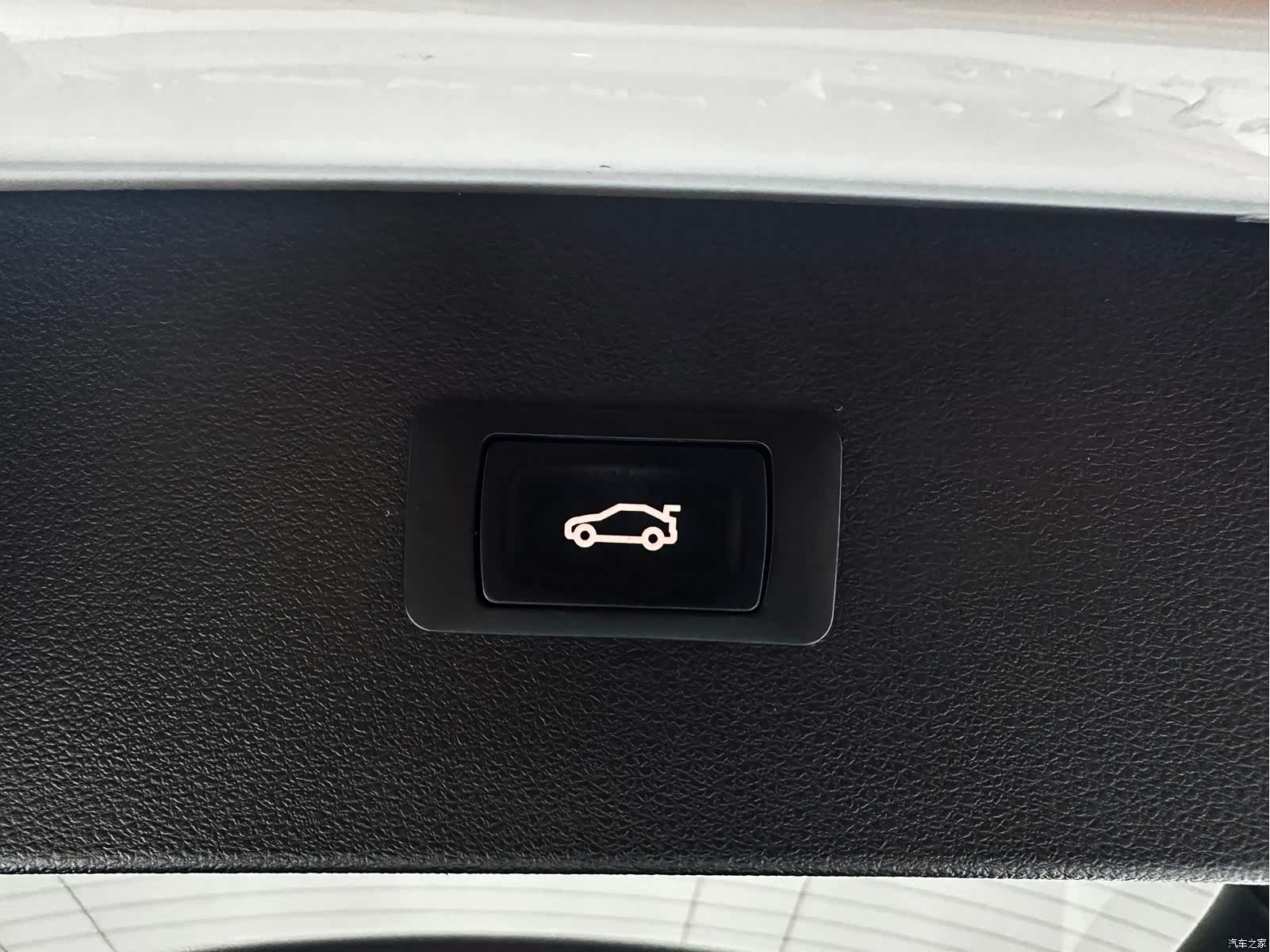Audi Q2L, 2022 16