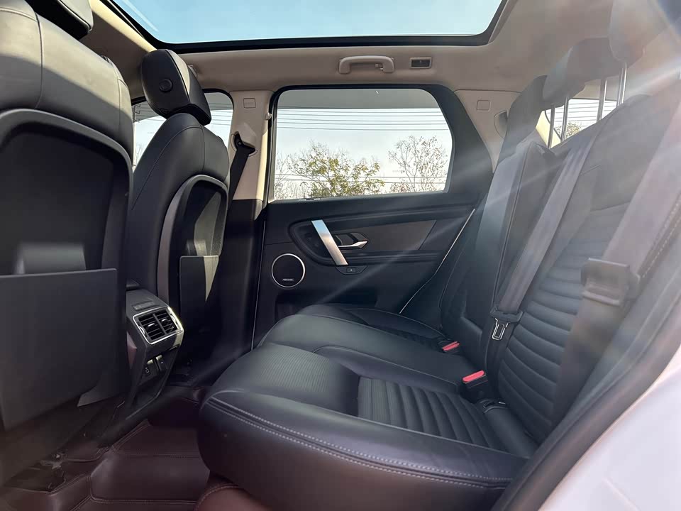 Land Rover Discover sports