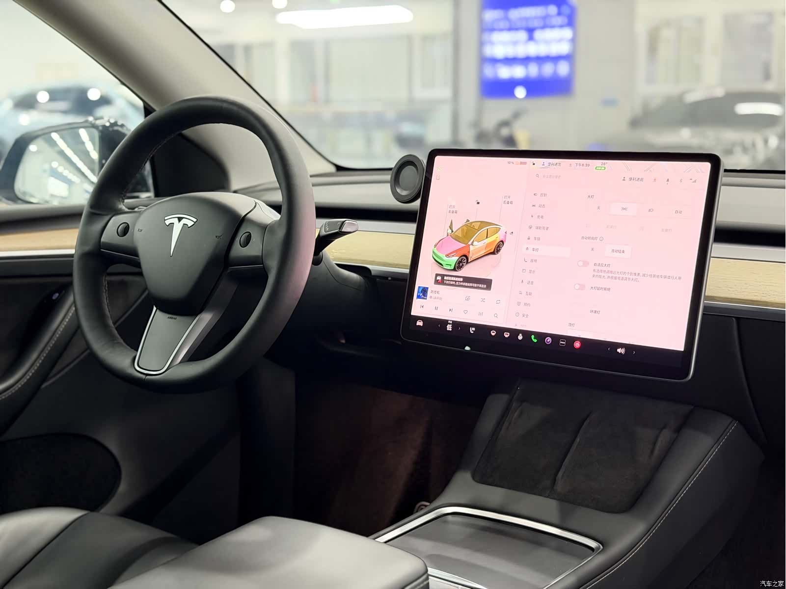 Tesla Model Y, 2023 11