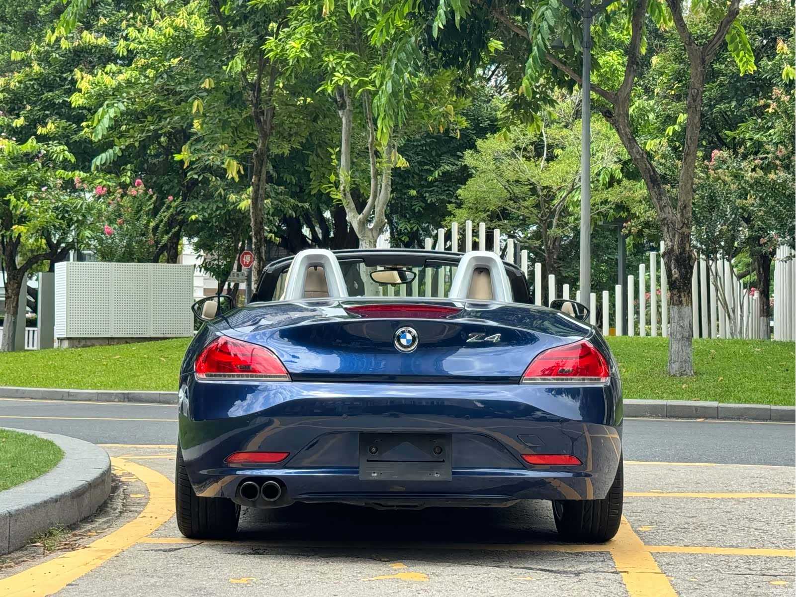BMW Z4, 2010 15