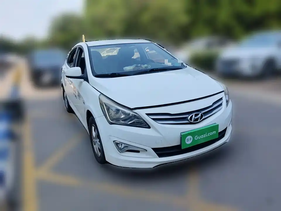 Hyundai Rena