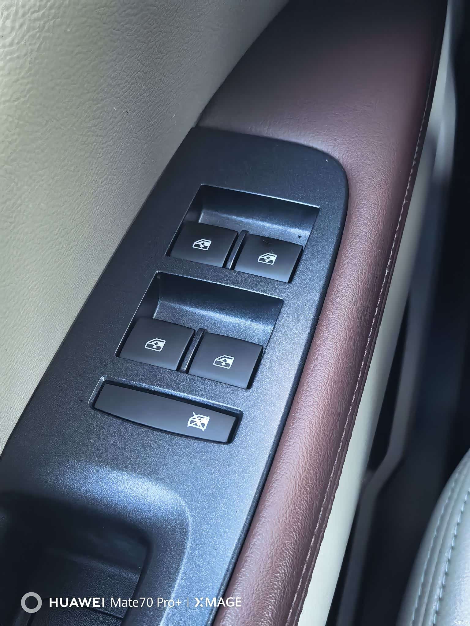 Buick GL8, 2018 17