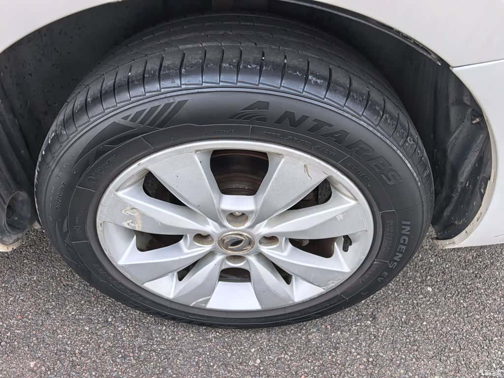 DongFeng L60, 2018 14
