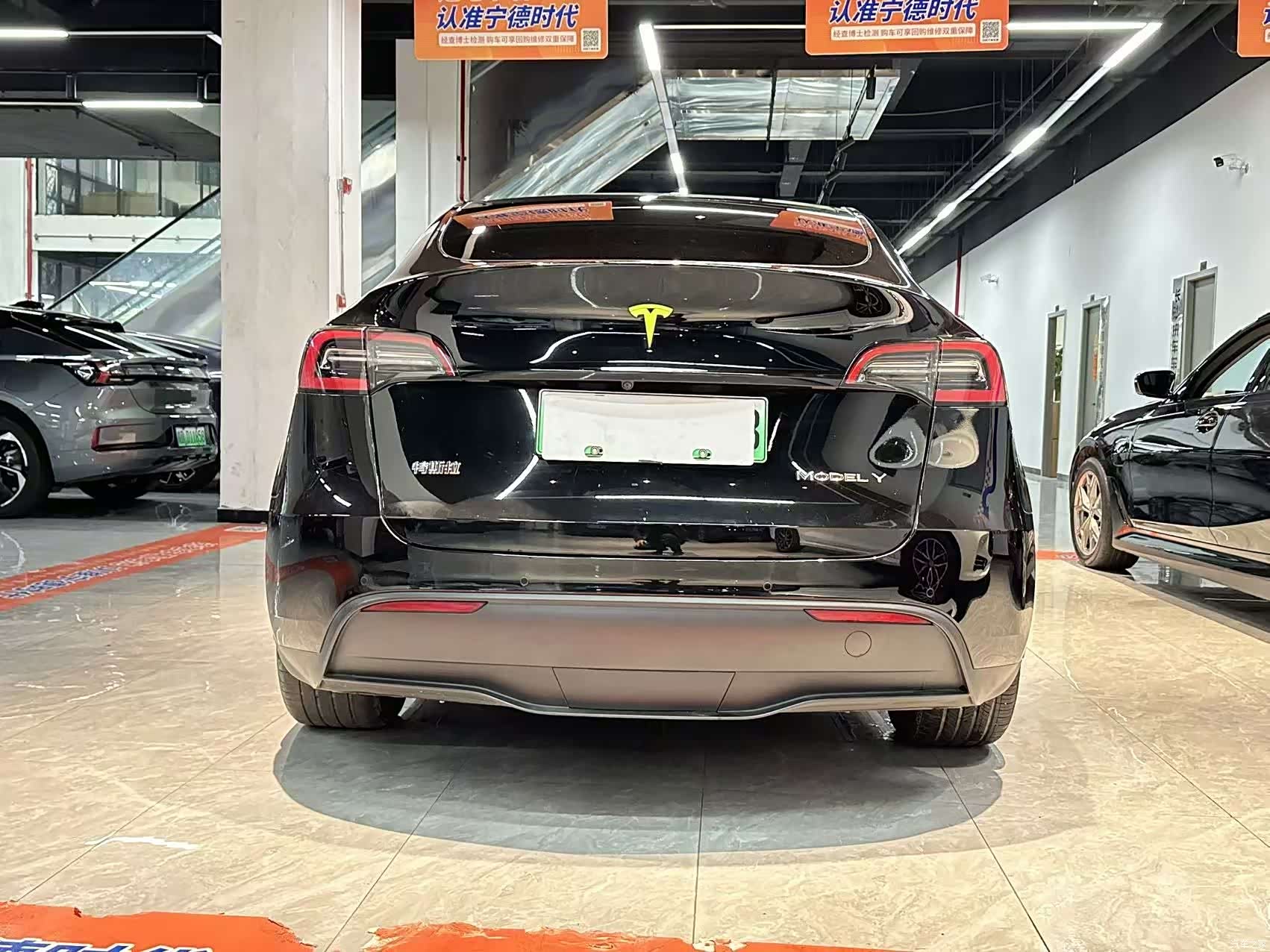 Tesla Model Y, 2022 7