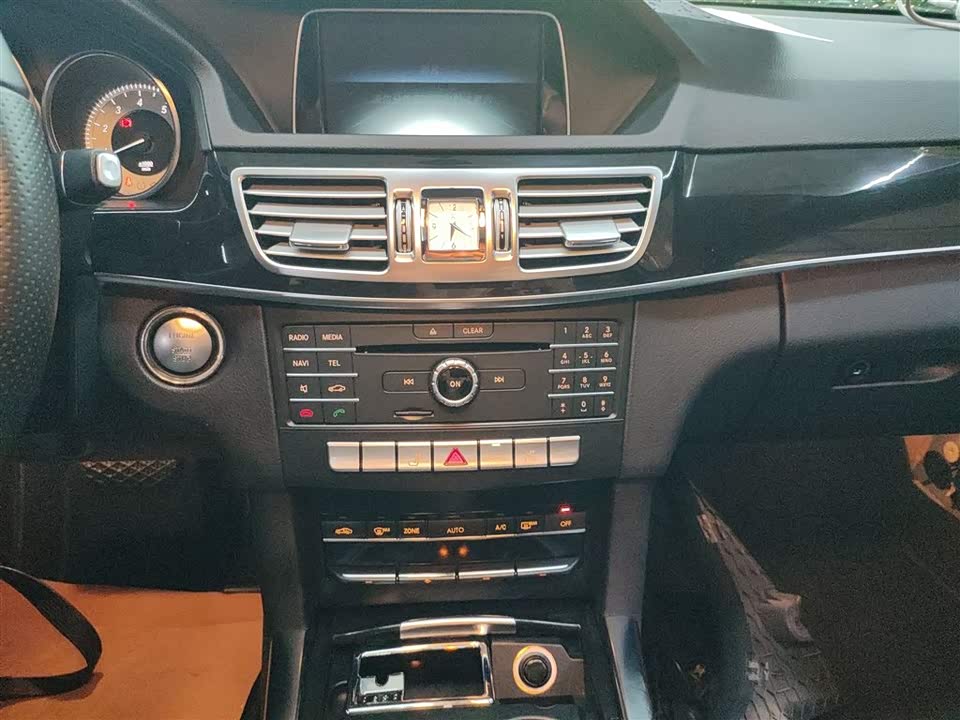 Mercedes-Benz E-class Mercedes-Benz E-class
