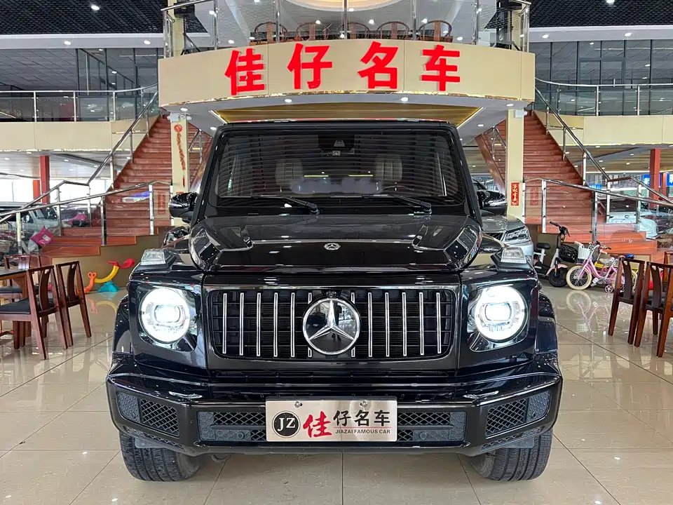Mercedes-Benz G-class