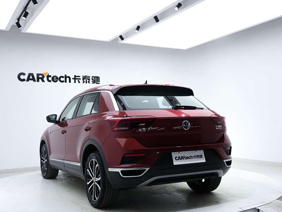 Volkswagen T-ROC exploring Songs