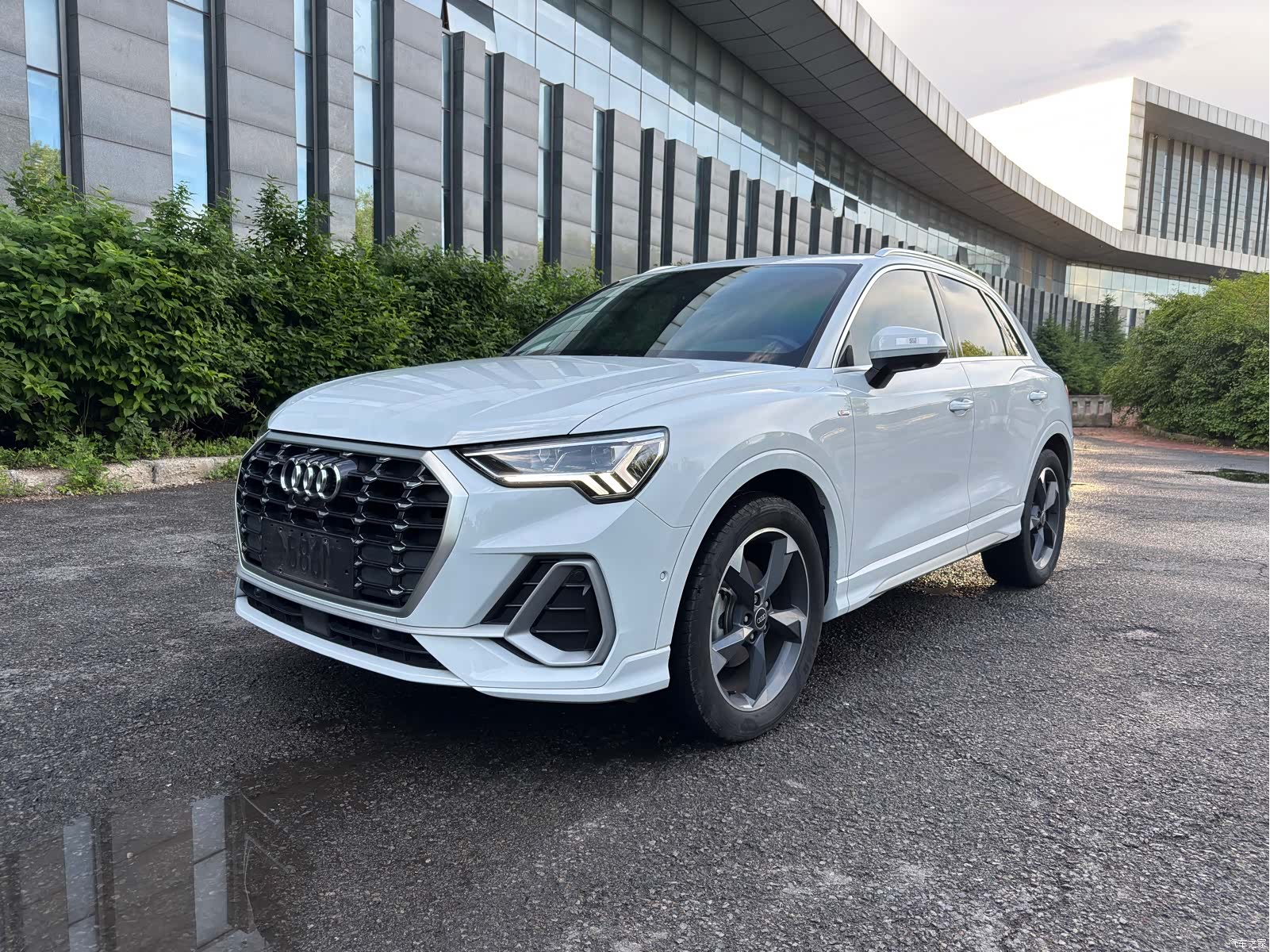 Audi Q3, 2022 1