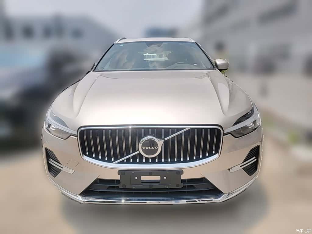 Volvo XC60, 2025 все фото