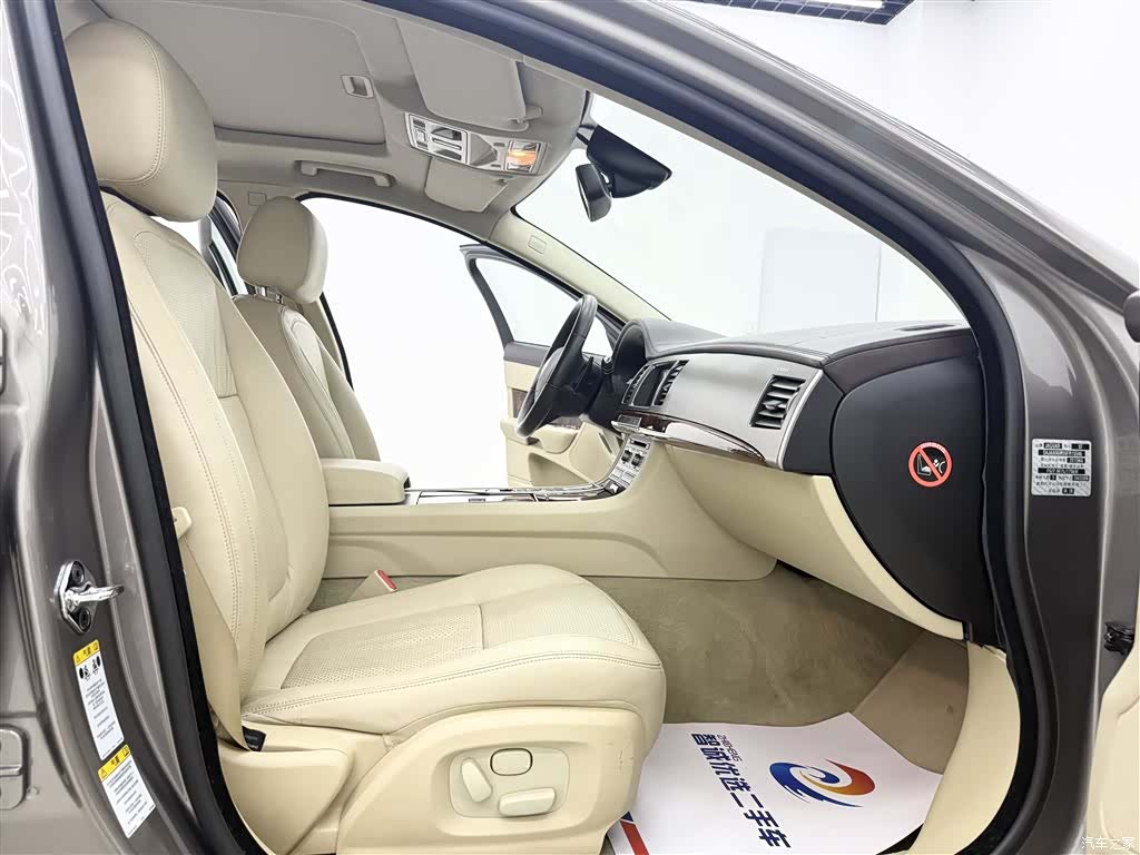 Jaguar XF, 2008 6