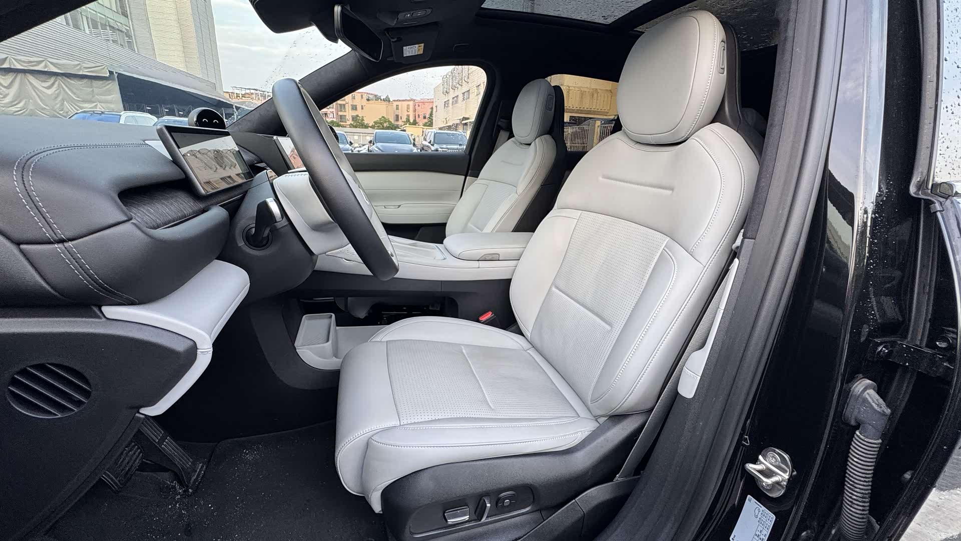 NIO ES6, 2024 15
