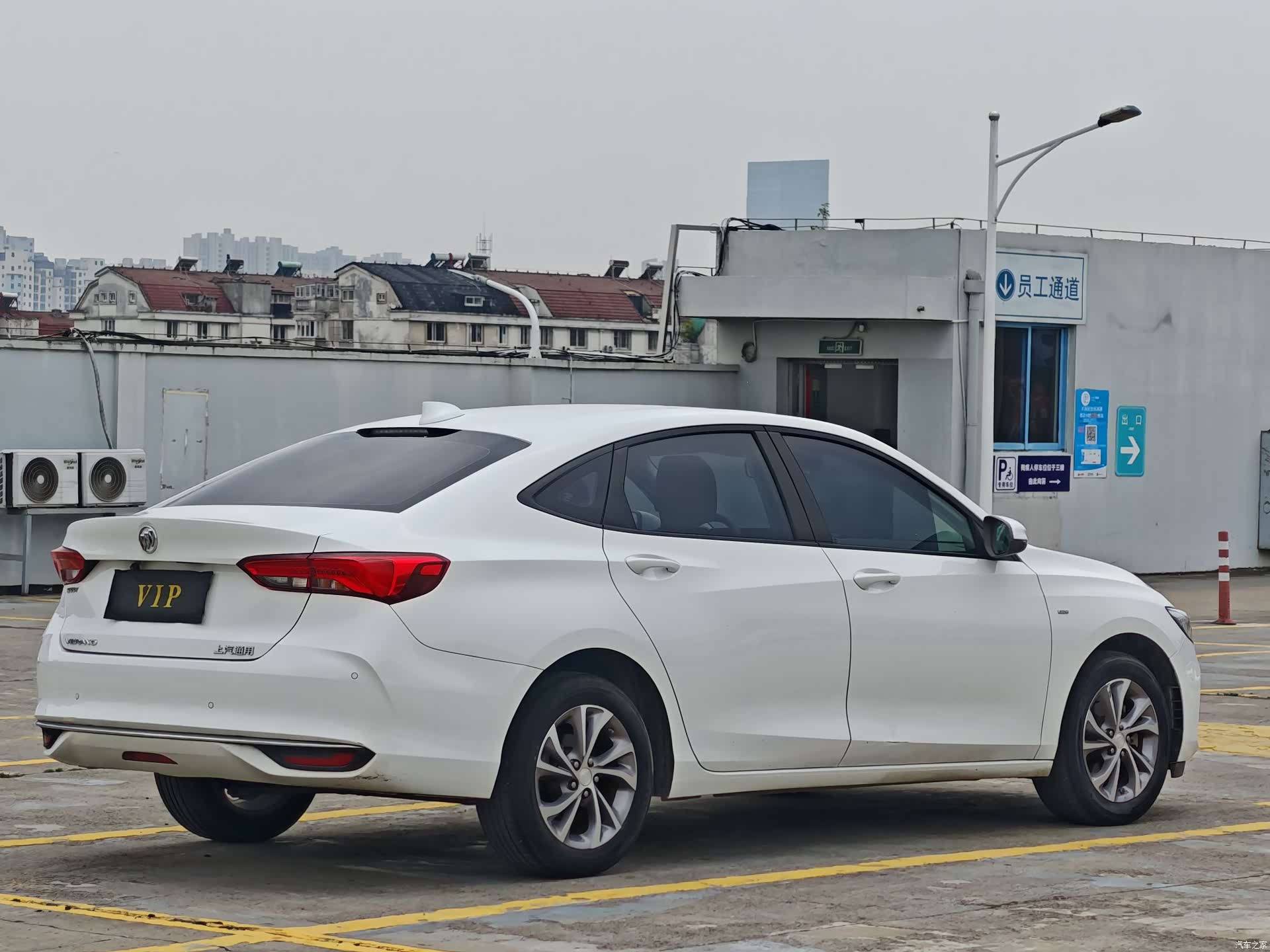 Buick Verano, 2023 4