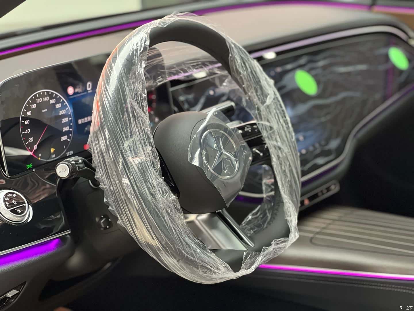 Mercedes-Benz E-Class, 2026 7