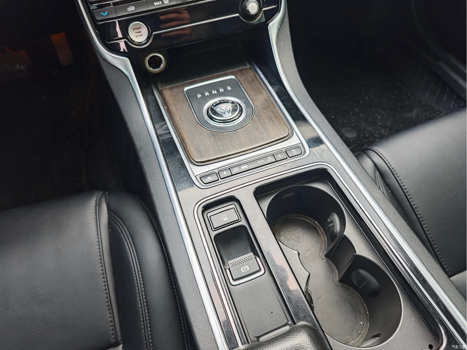 Land Rover XFL, 2017 16