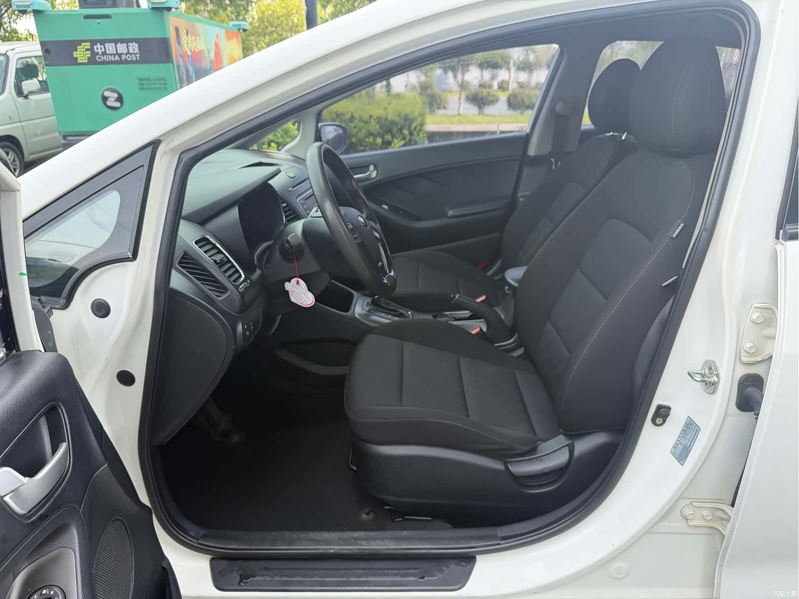 Kia K3, 2015 13
