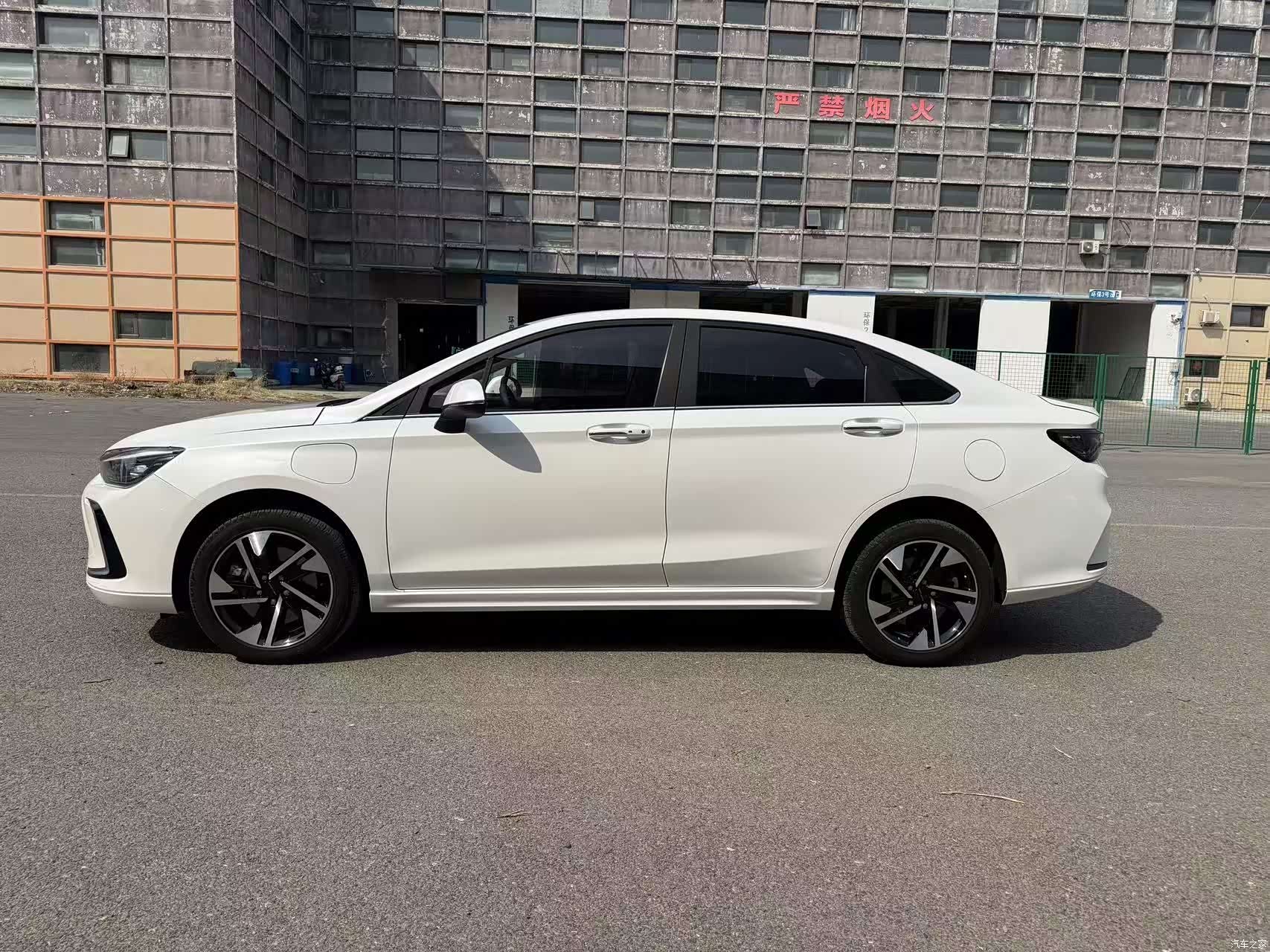 BAIC EU5, 2022 4