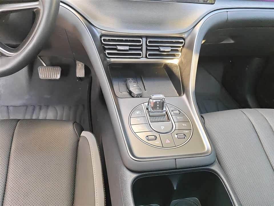 BYD Sea Lion 05 DM-i