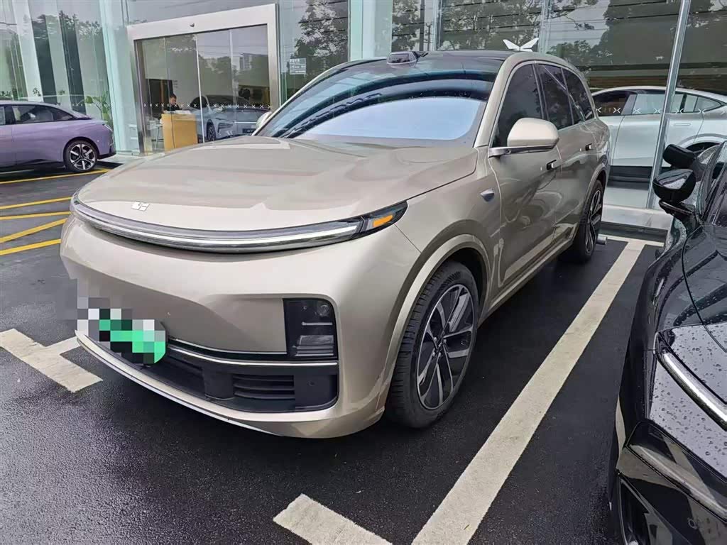 Li Auto L8