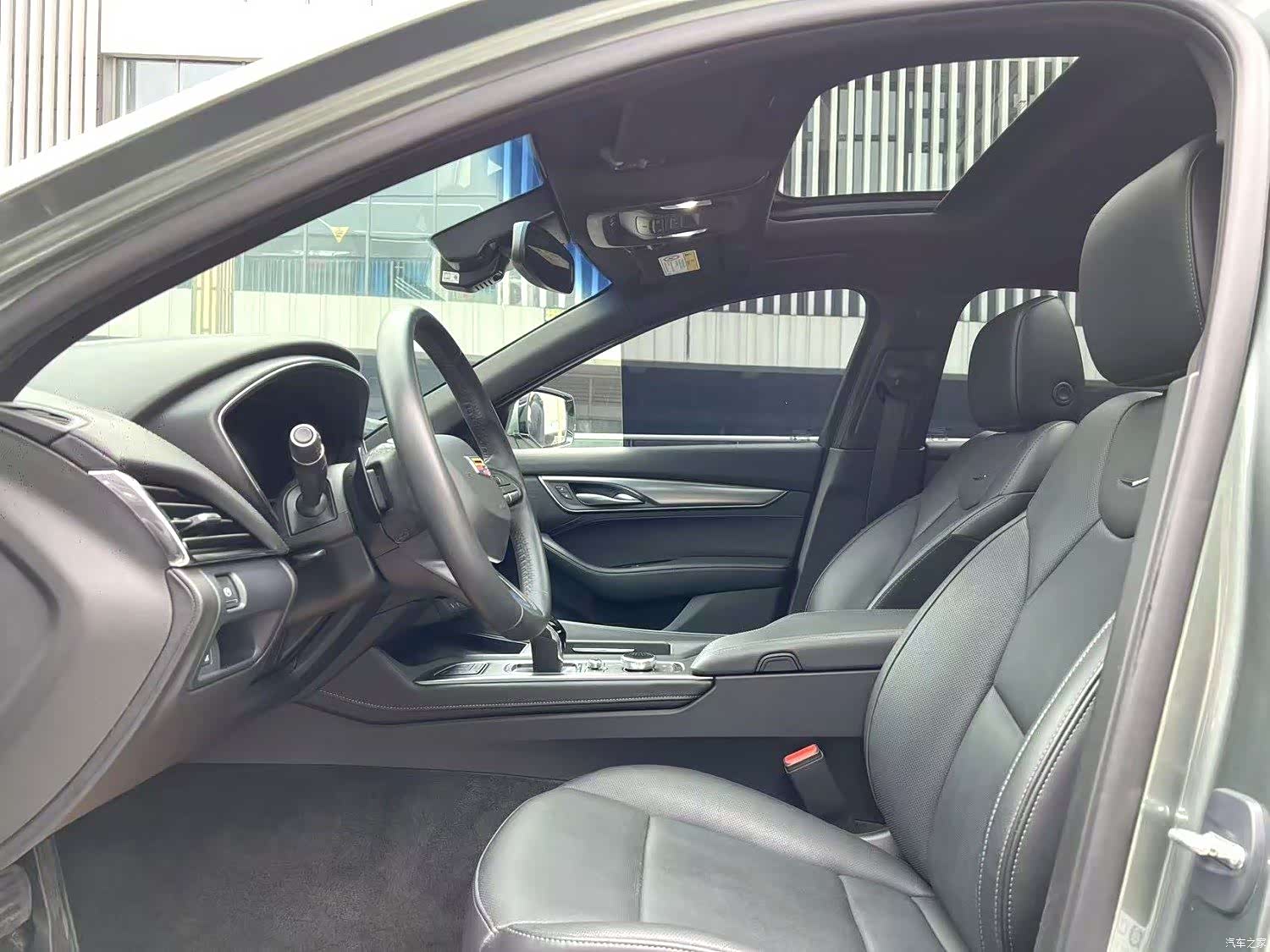 Cadillac CT5, 2023 4