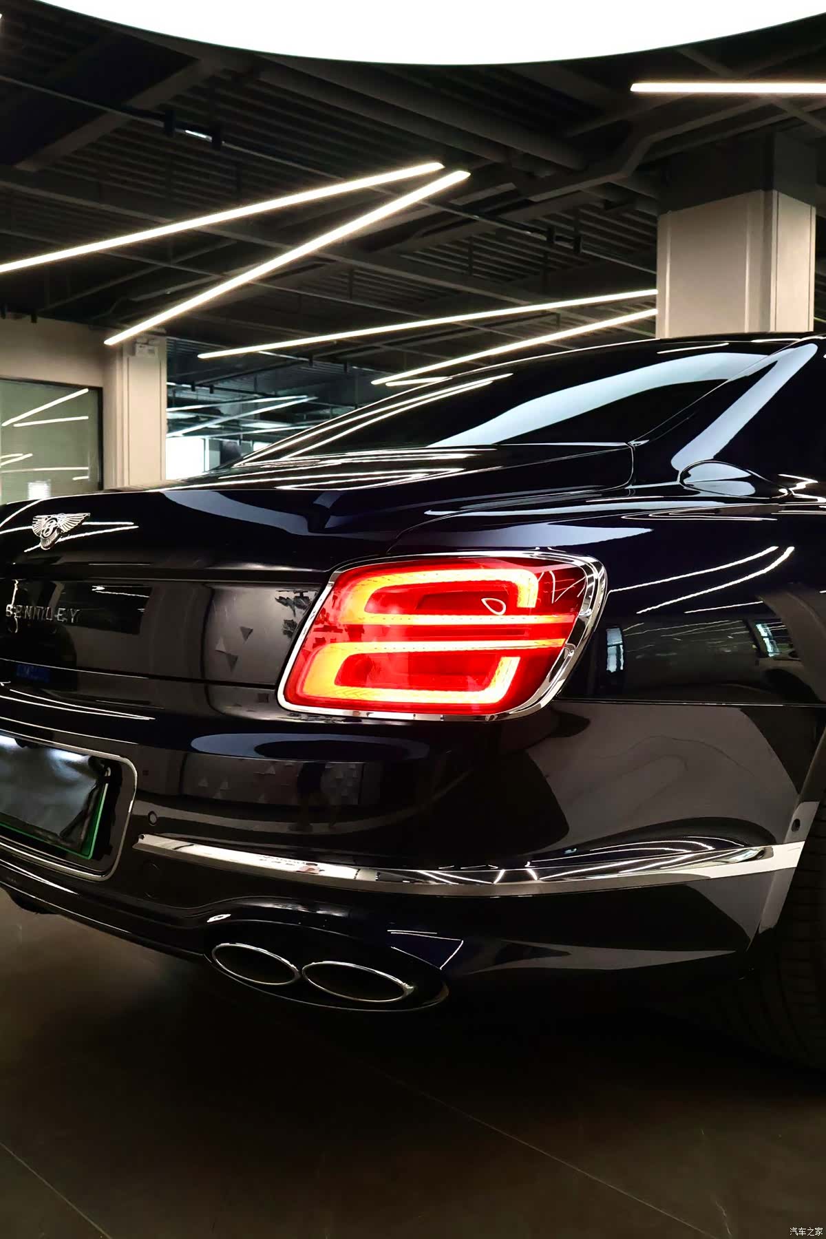 Bentley Flying Spur, 2022 все фото