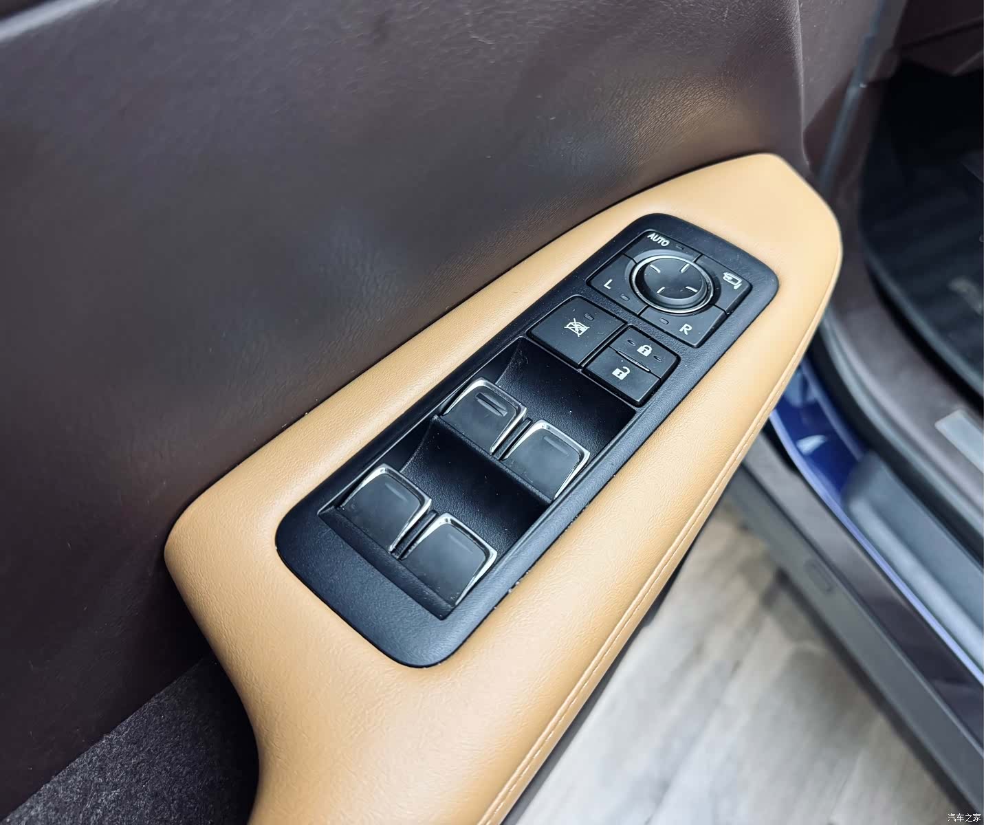 Lexus RX, 2017 11