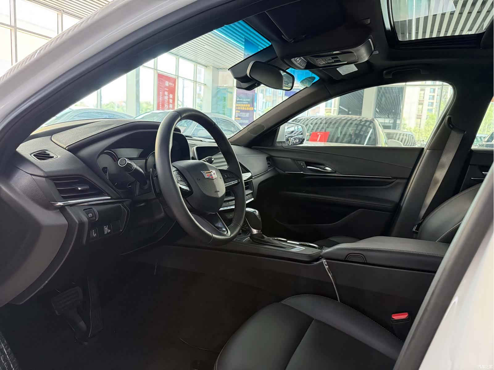 Cadillac CT4, 2020 8