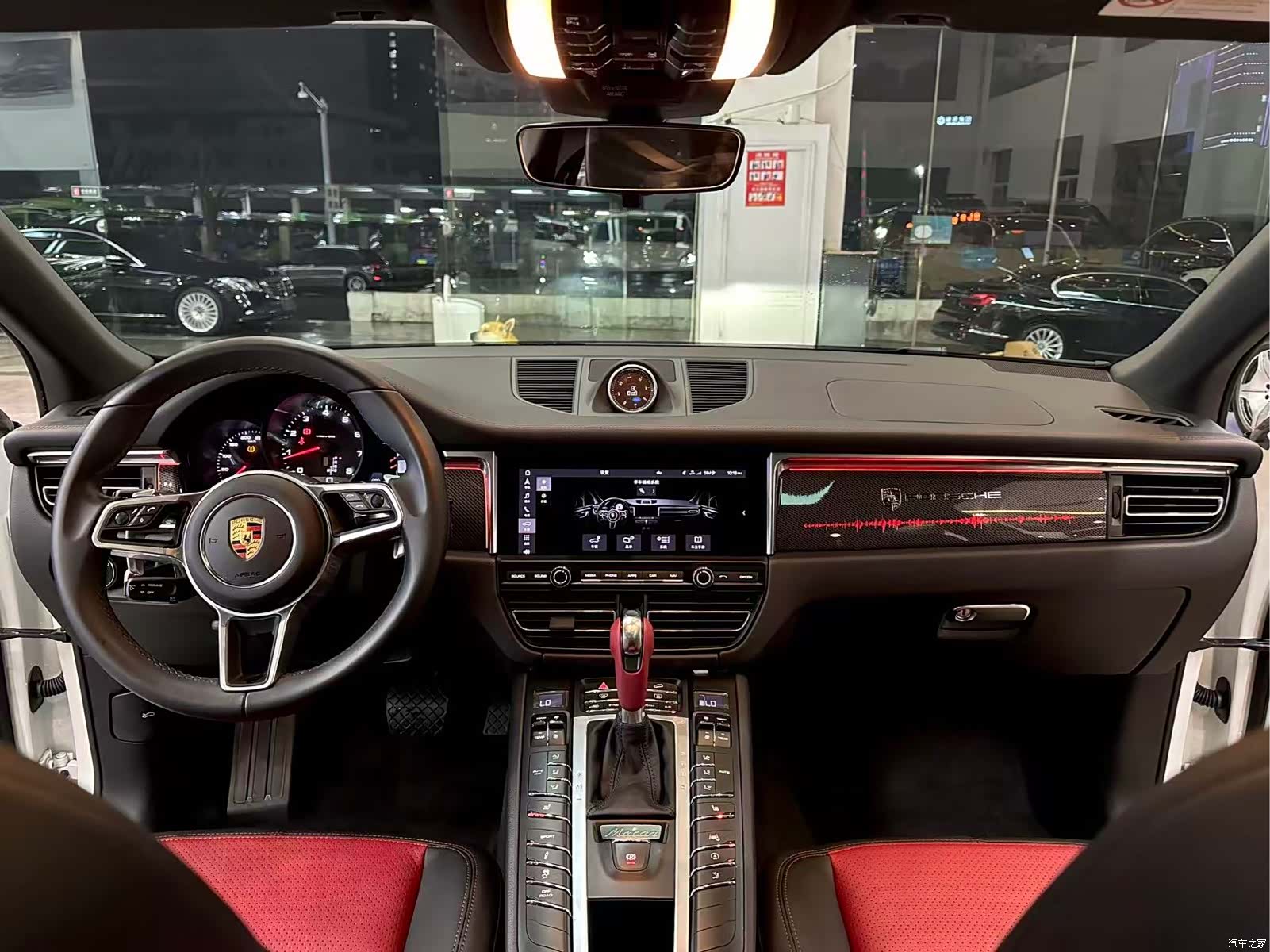 Porsche Macan, 2021 8