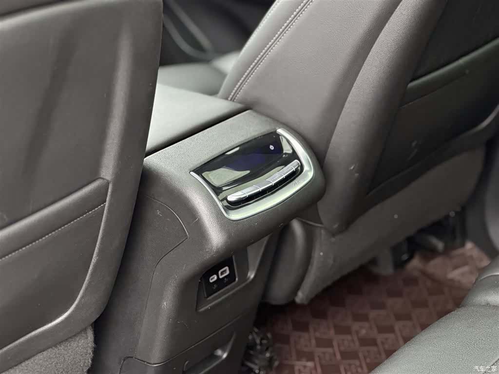 Cadillac XT6, 2020 13