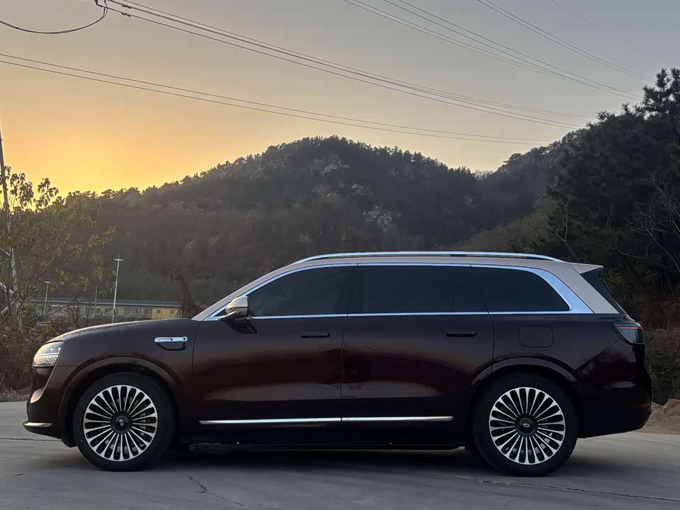 AITO Ask the world M9