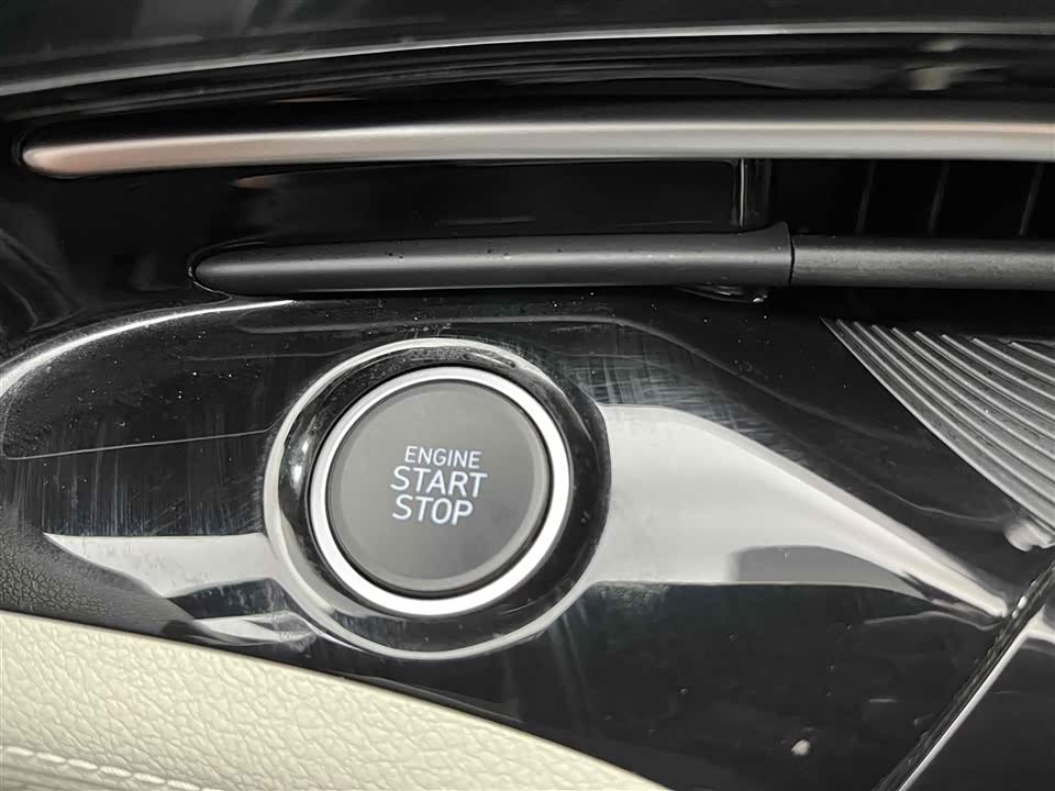 Hyundai Name picture