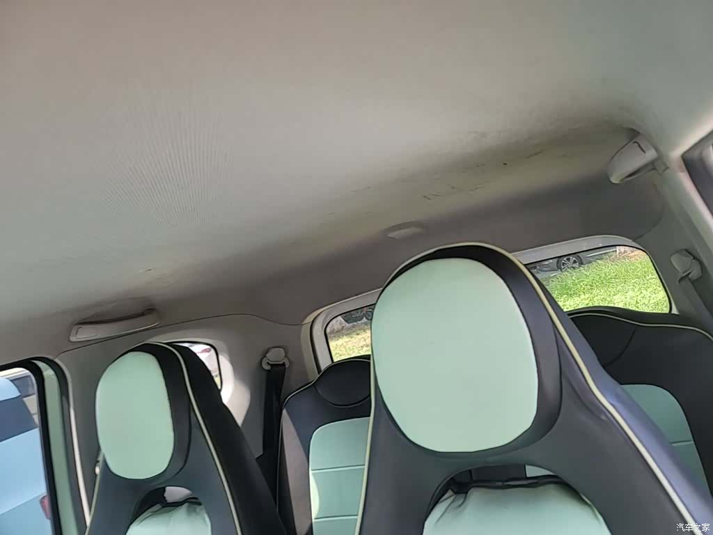 Wuling MINIEV, 2022 18
