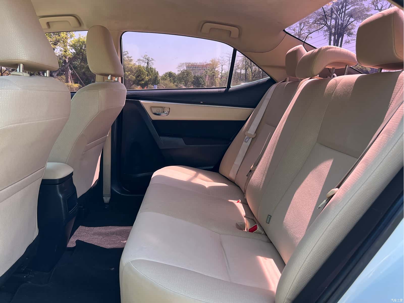 Toyota Corolla, 2017 11