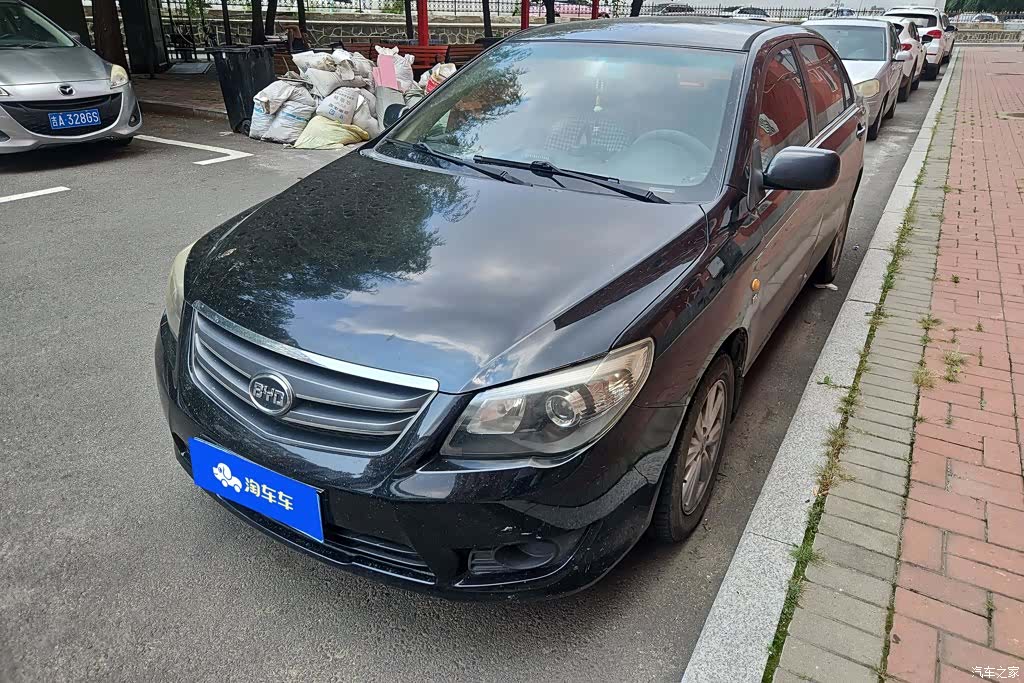 BYD L3, 2015 1