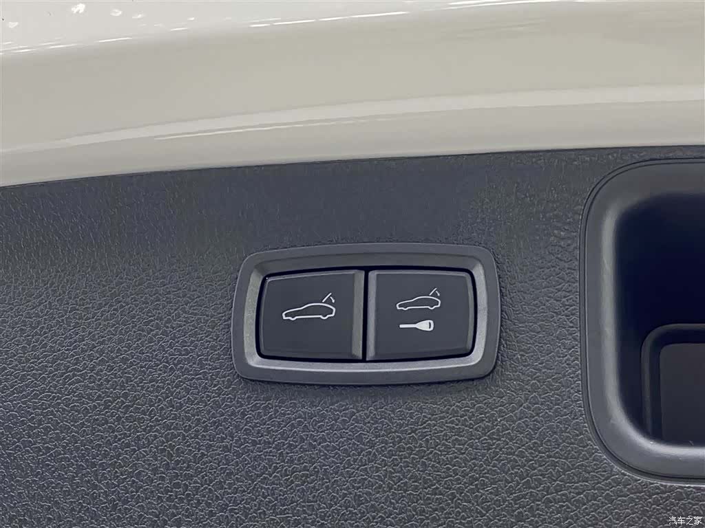 Porsche Macan, 2023 32