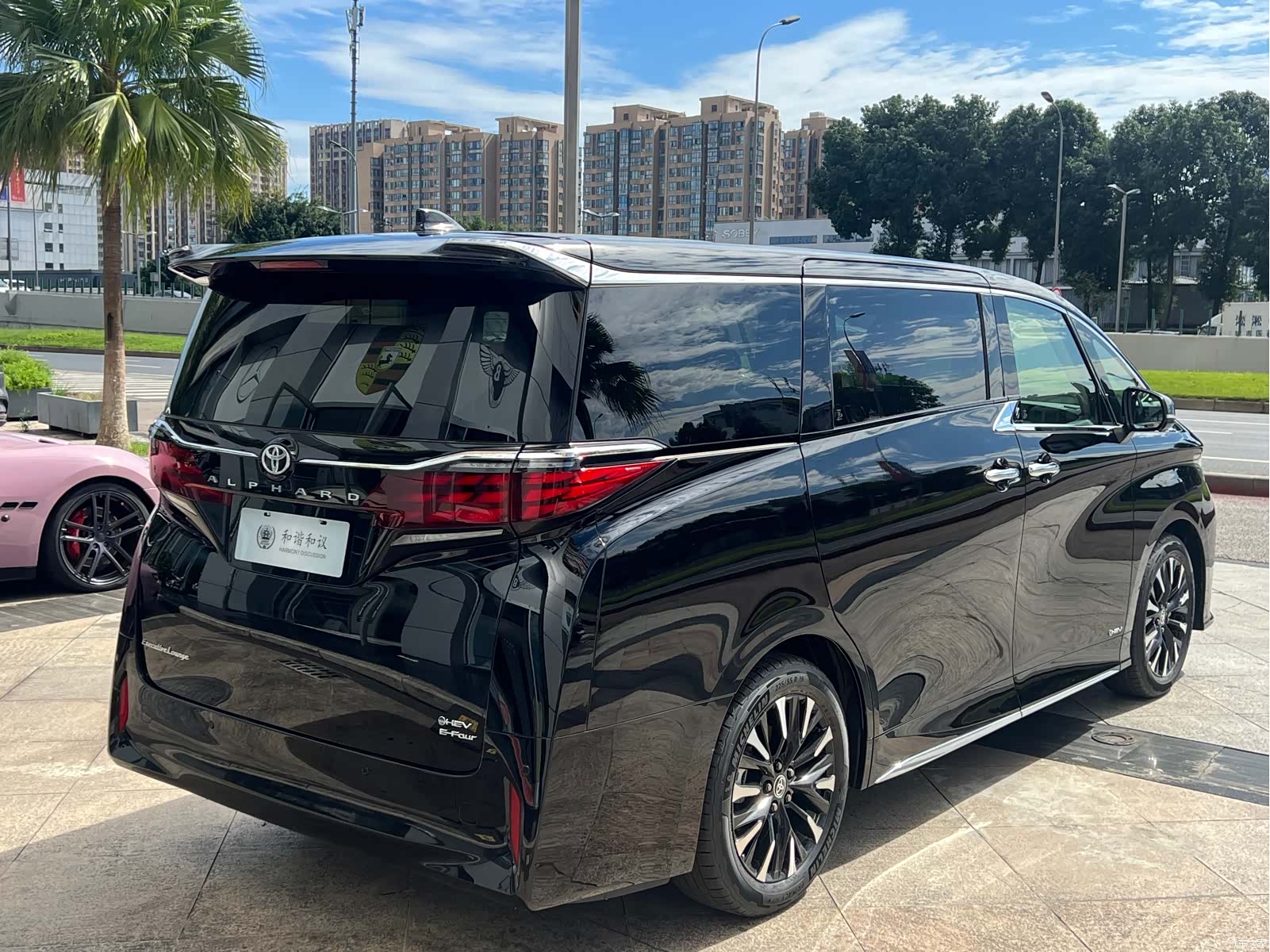 Toyota Alphard, 2024 24