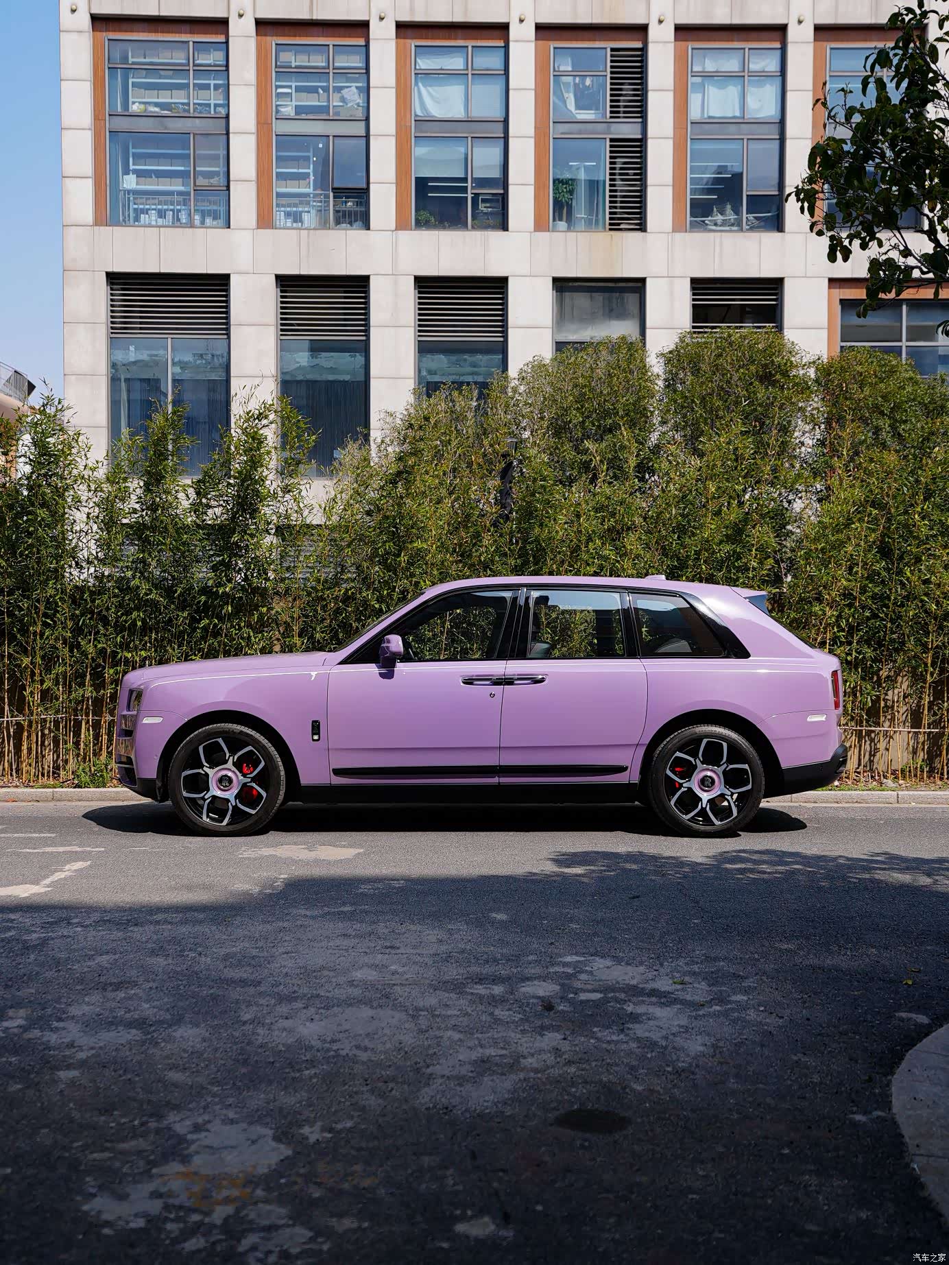 Rolls-Royce Cullinan, 2020 12