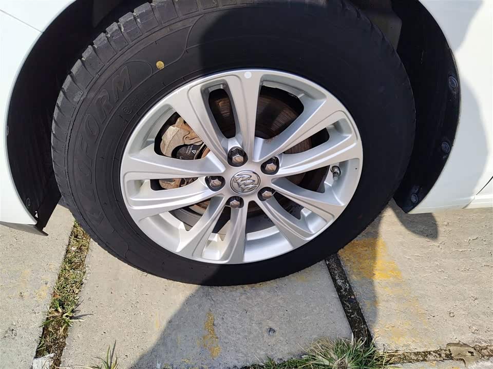 Buick Yinglang
