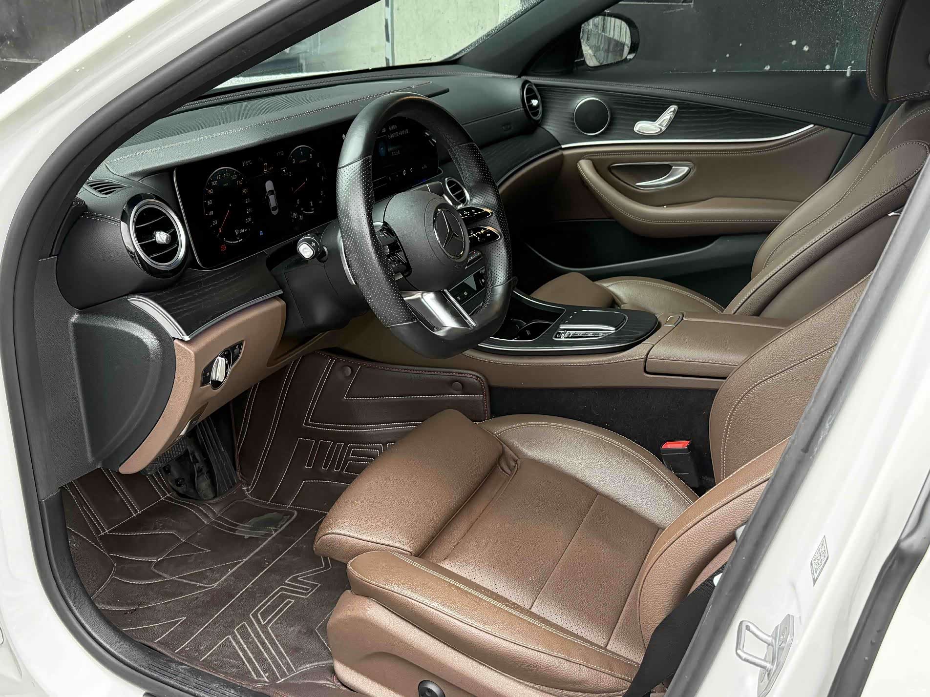 Mercedes-Benz E-Class, 2021 4