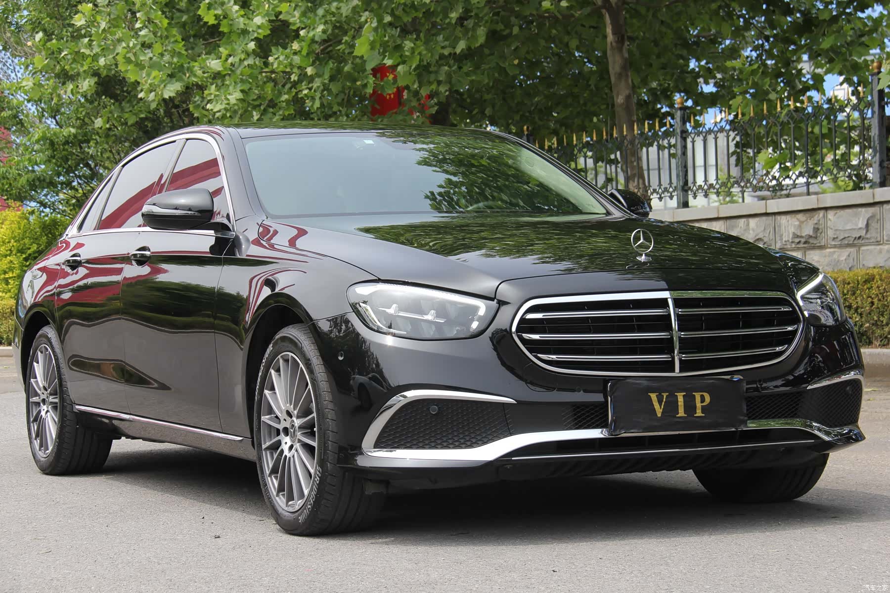 Mercedes-Benz E-Class, 2022 3