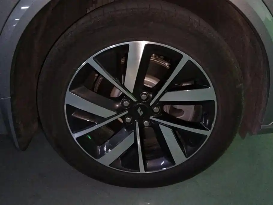 Li Auto Ideal L7