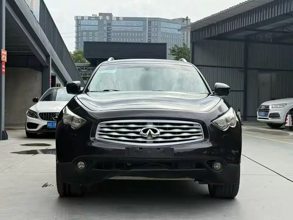 Infiniti FX