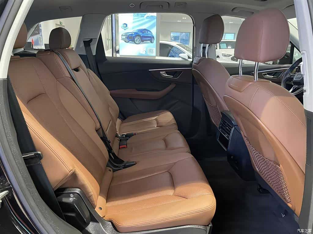 Audi Q7, 2021 8