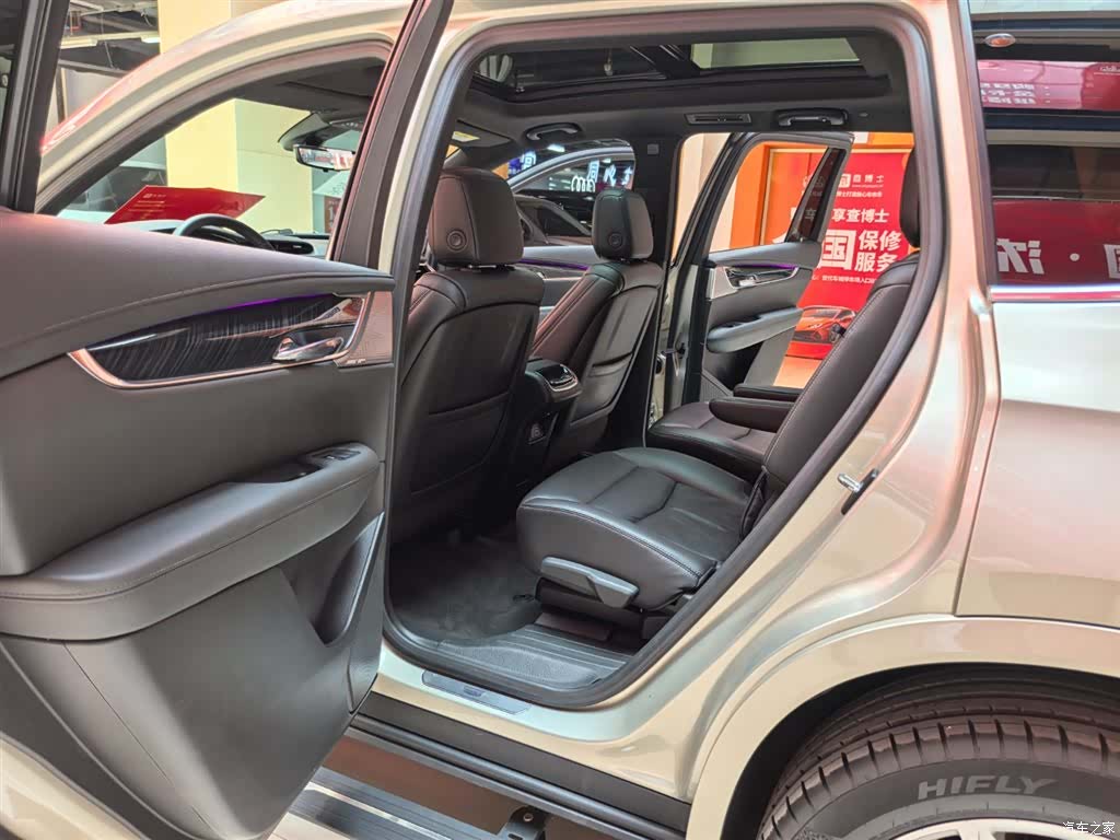 Cadillac XT6, 2023 7