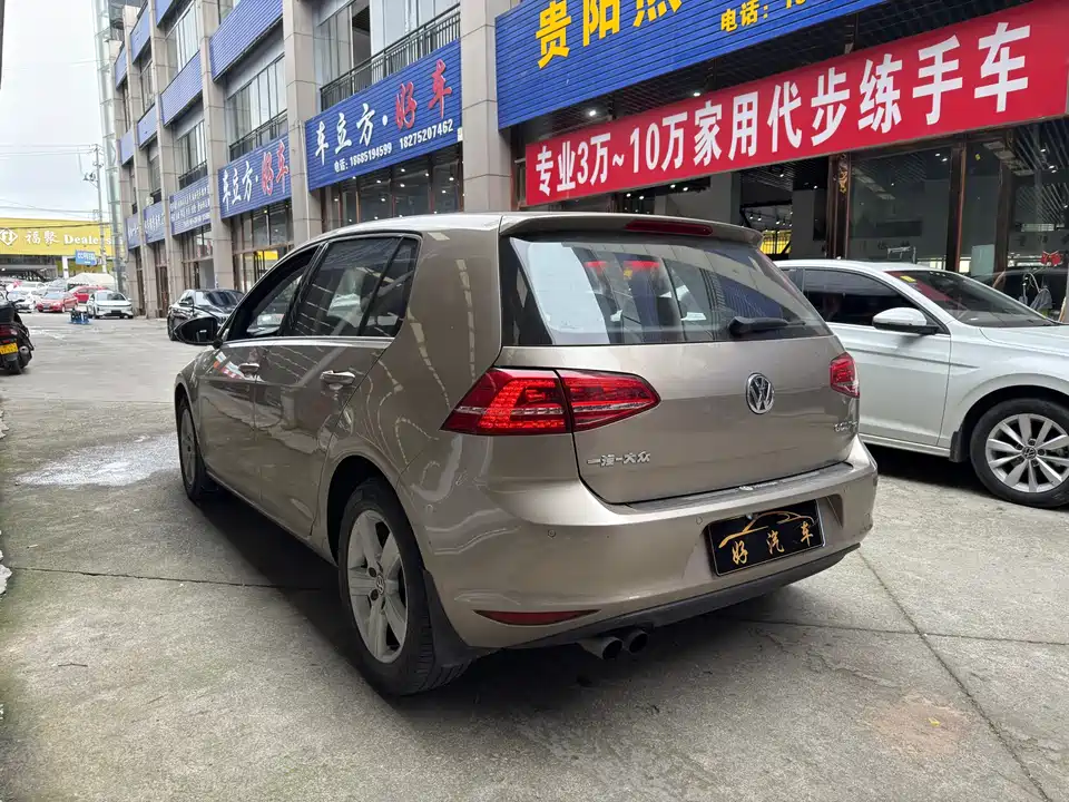 Volkswagen golf