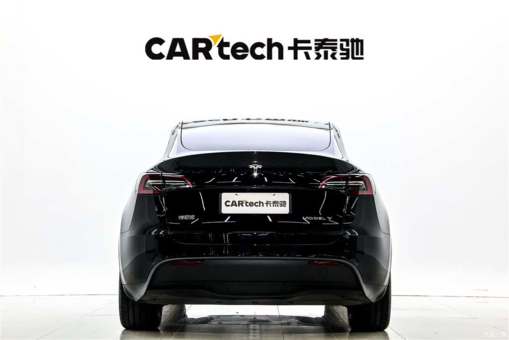 Tesla Model Y, 2024 6