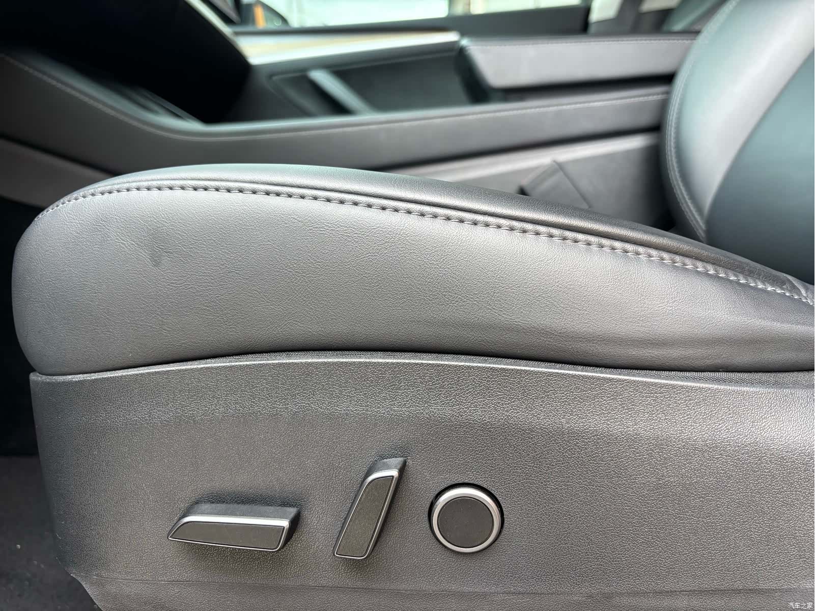 Tesla Model Y, 2021 23