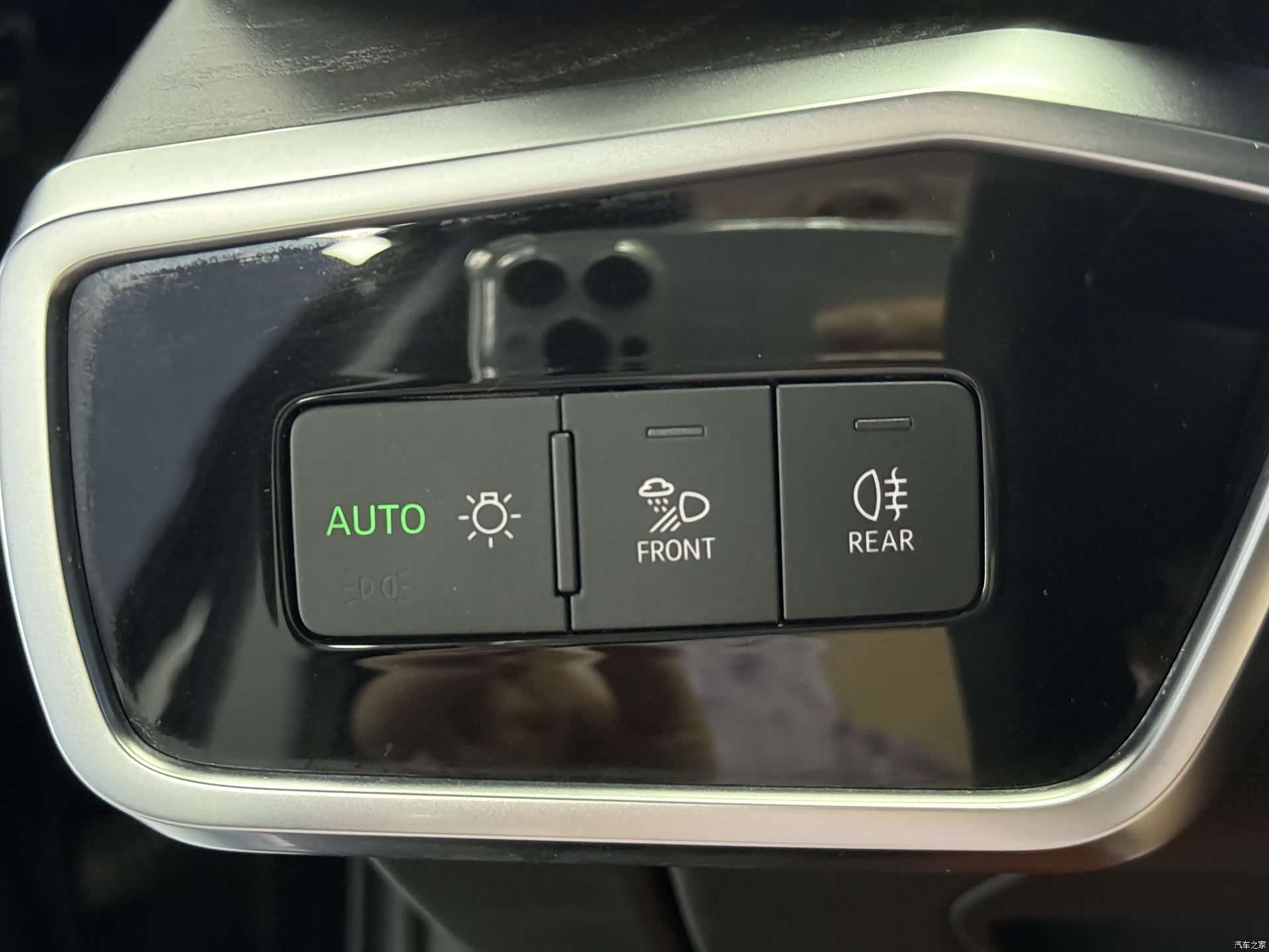 Audi A6L, 2020 11